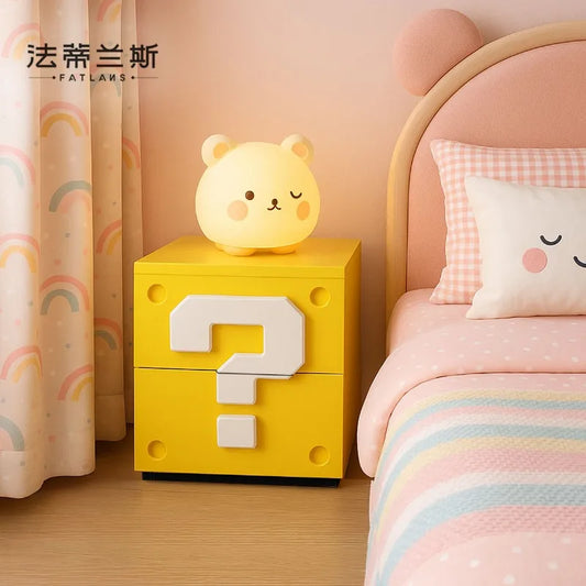 Table de chevet cubique